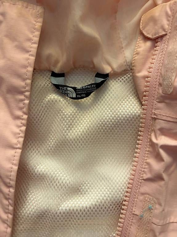 Giacche & Cappotti: Leichte Mädchen-Regenjacke von North Face – Usato da Liestal venduto da mon_8p5q 1