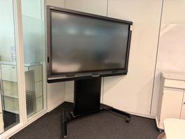 SMART Board Interactive Display (Lot 107) 8304 Wallisellen
