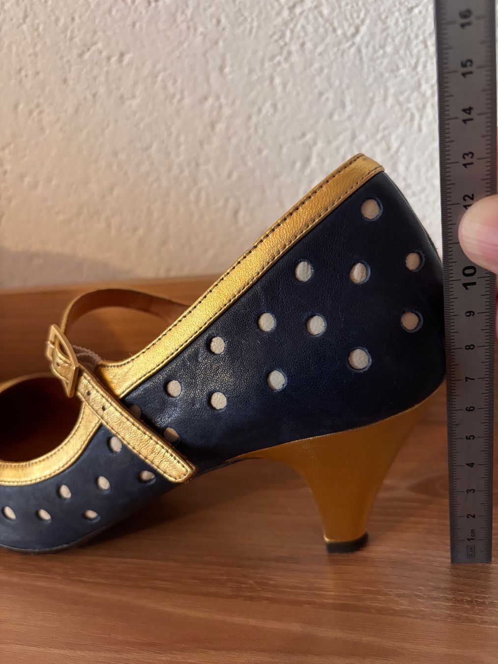 Chie Mihara Scarpe da donna: Escarpins Chie Mihara 39 – Usato da La Chaux de Fonds venduto da vic_gr9h 3