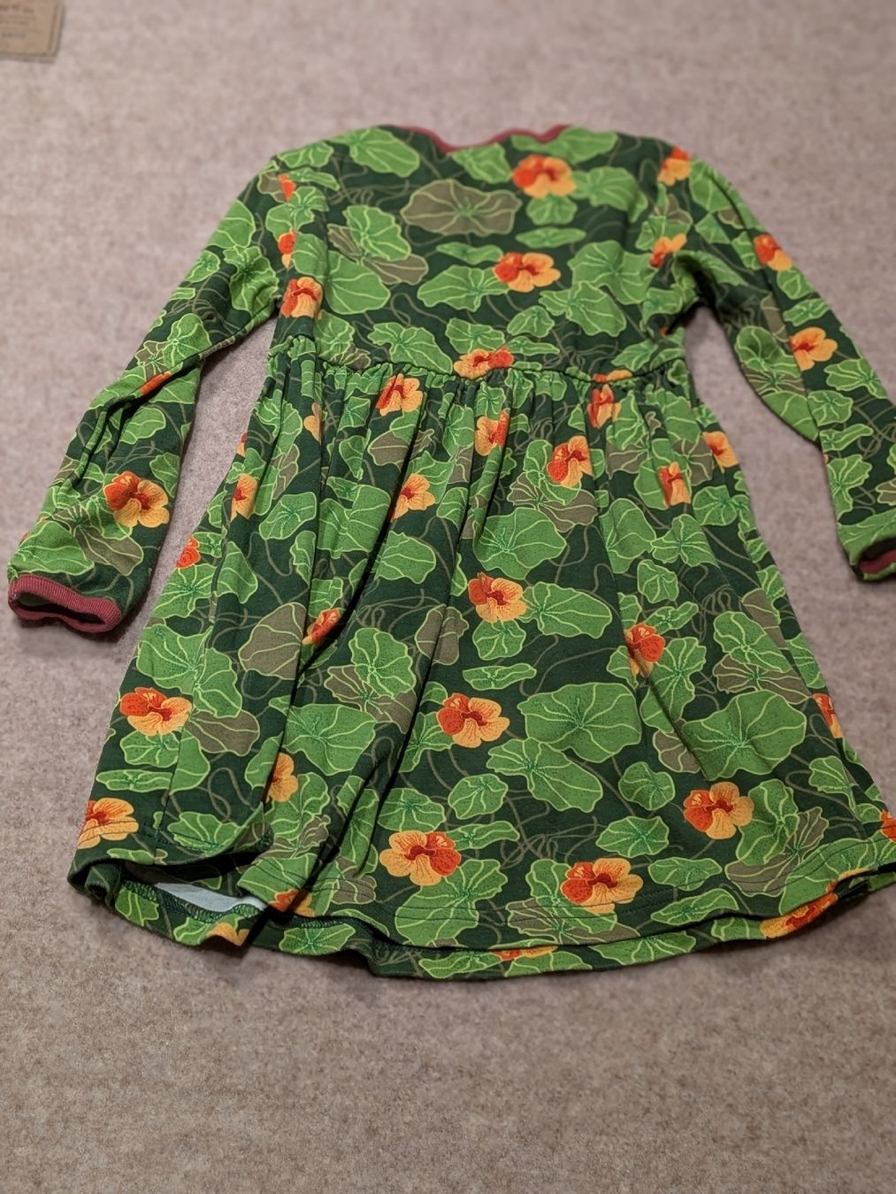 Vestiti & Gonne: Kleid von DUNS, Grösse 104 – Usato da Zofingen venduto da Droni_A 1