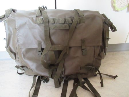 Schweizer Armeerucksack