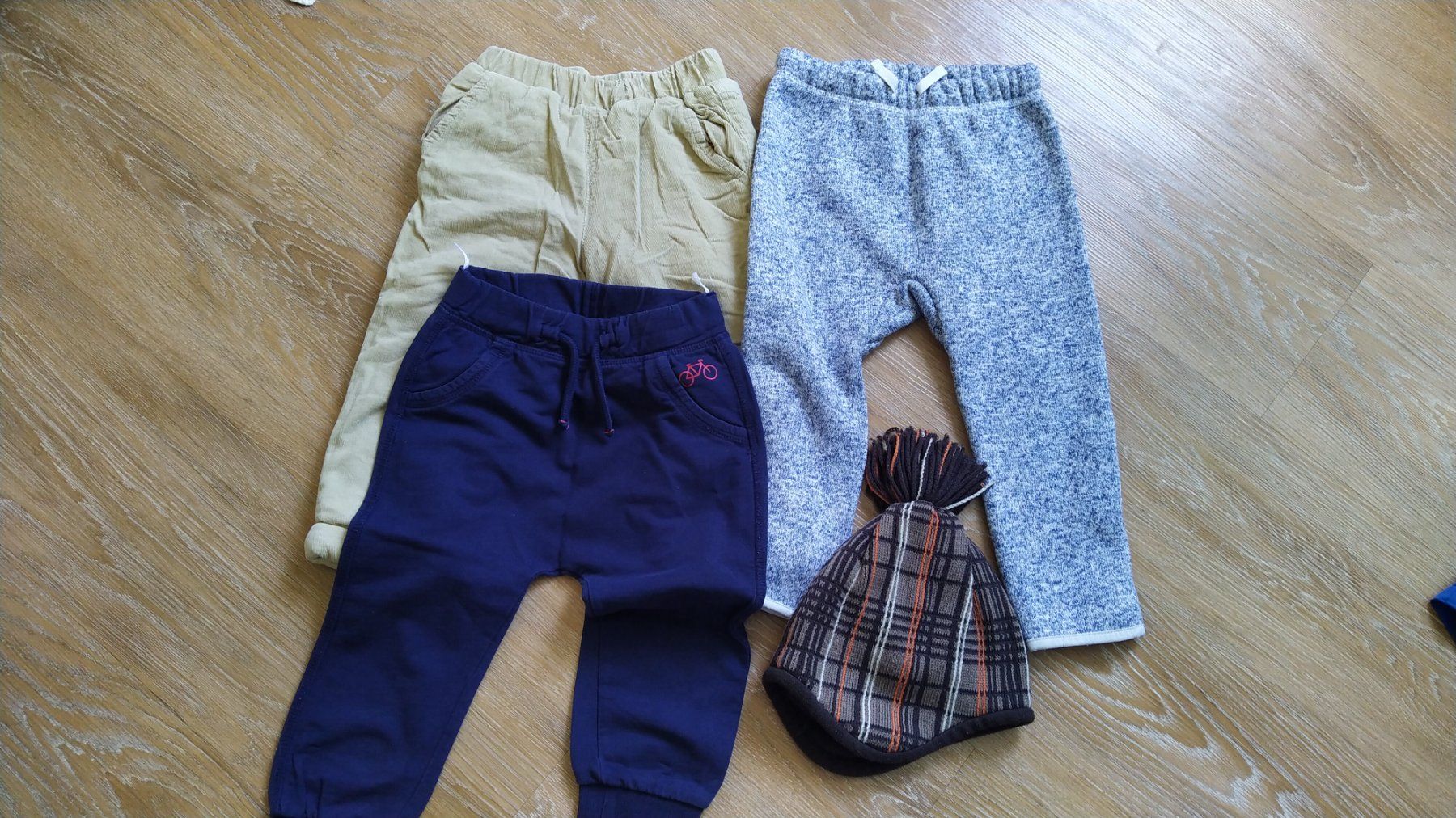 Ensembles coordonnés: Kleiderpaket gr. 92 – D'occasion à Kappel SO par teiger83 5