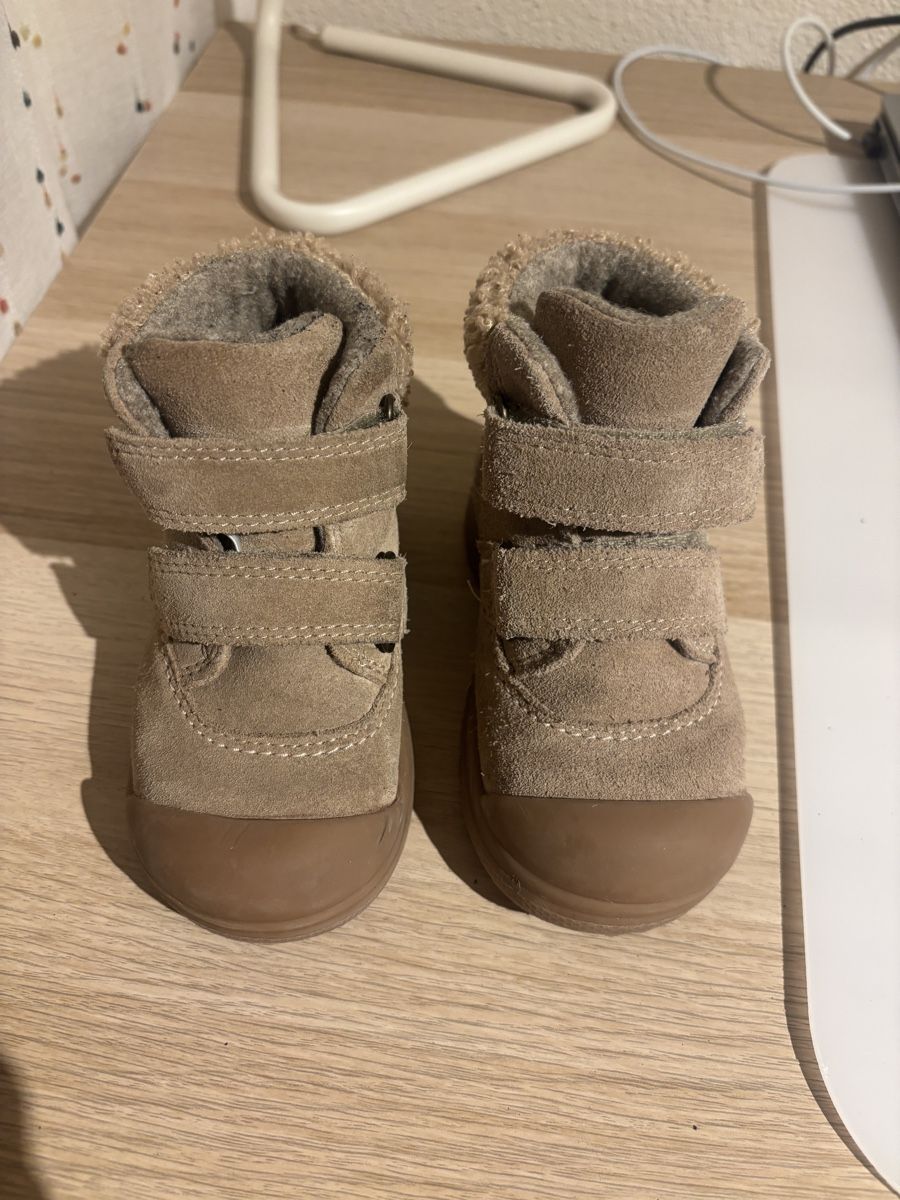 Elefanten Scarpe per ragazzi: Elefanten Winterschuhe Grösse 22 – Usato da Grosswangen venduto da Sunnyday35