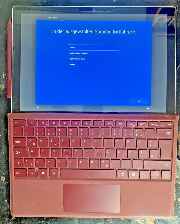 All Inclusive Red Surface Pro 5 (Neu (gemäss Beschreibung)) in ...