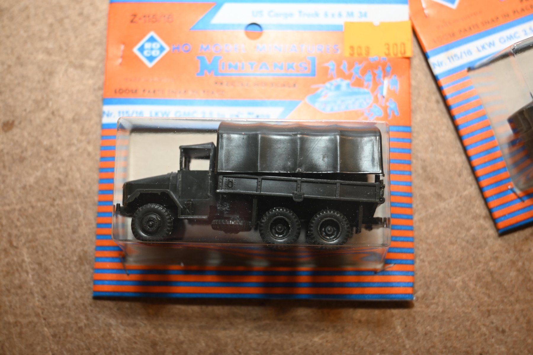 Roco Modellini di ferrovie: 5x ROCO Minitanks Jeep mit OVP HO – Usato da Laupen ZH venduto da Zmoewe 1