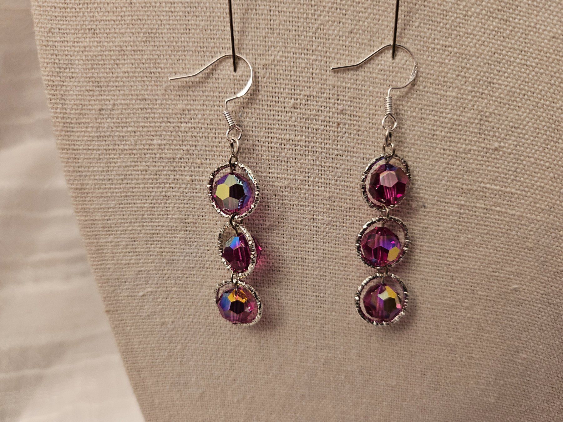 Ohrringe & -stecker: Ohrringe aus Swarovski Perlen Fuchsia – Neu (gemäss Beschreibung) aus Dietikon von Eleda