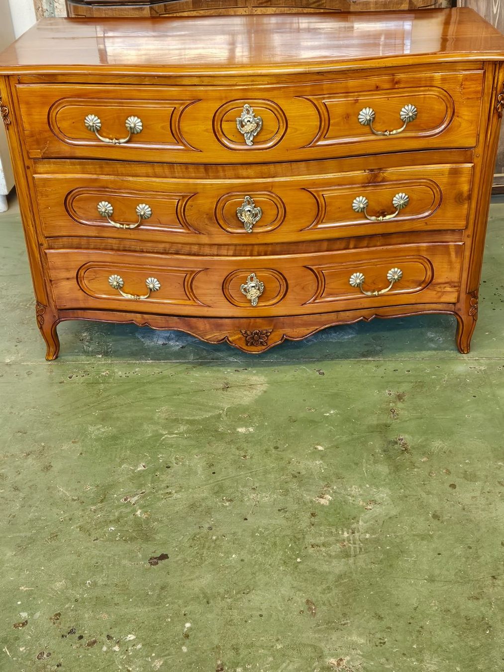 Cassettiere: Antike Kommode Louis XV Kirschbaum – Usato da Buchs AG venduto da Marcolino08