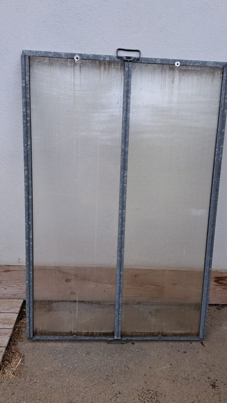 Finestre: Frühbeetfenster 150 x 100 cm – Usato da Ueberstorf venduto da Morgus001