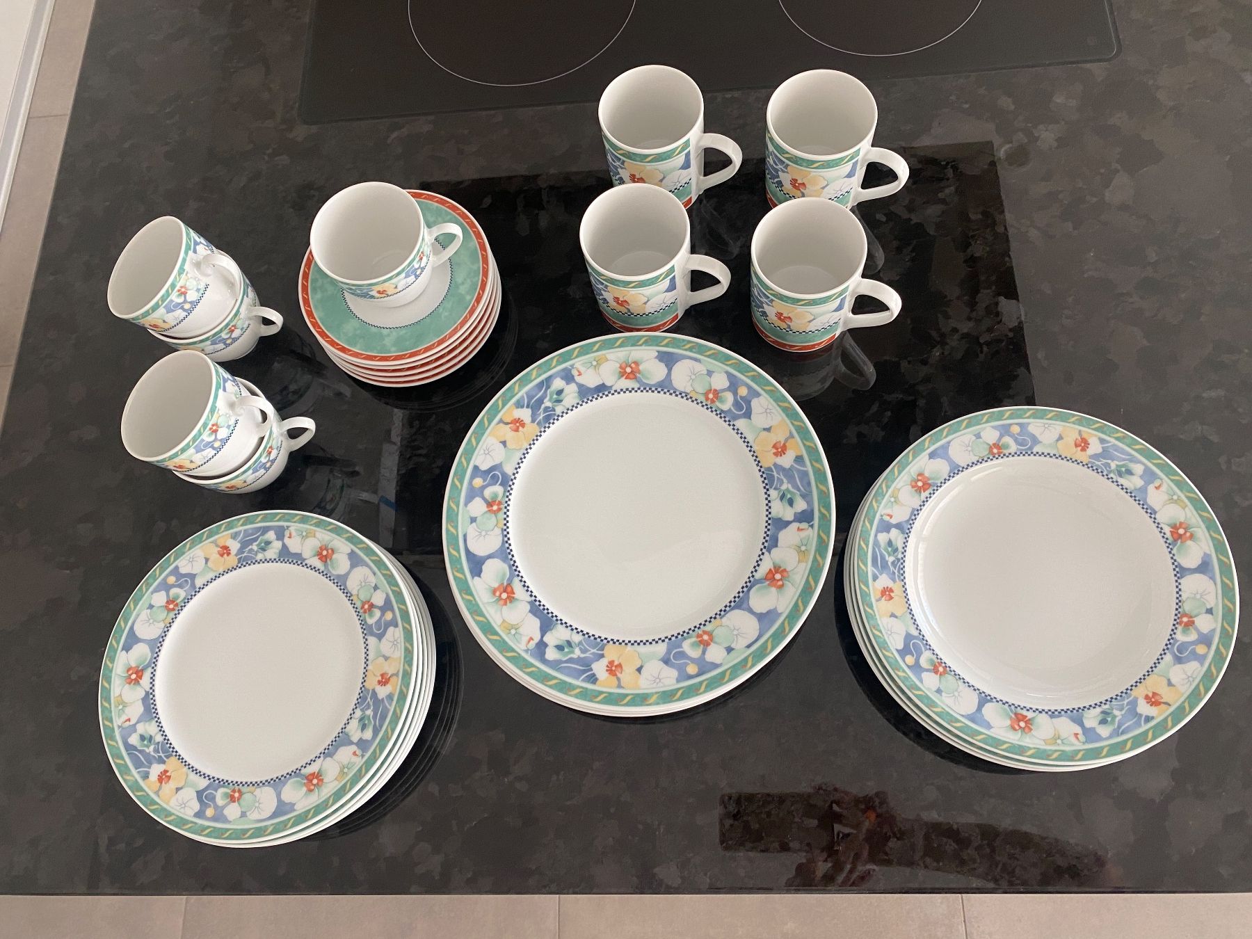 Geschirrsets: Geschirrservice von Globus – Gebraucht aus Schönenberg ZH von nielfa