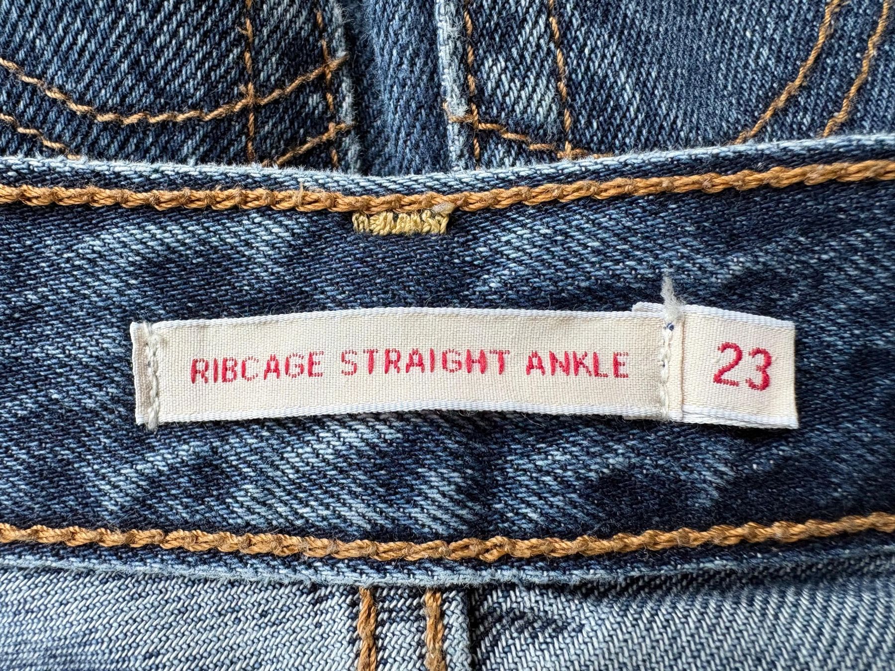 Levi's Jeans: Jenas Ribcage Straight Ankle Jeans – Usato da Egnach venduto da SelinaB. 7