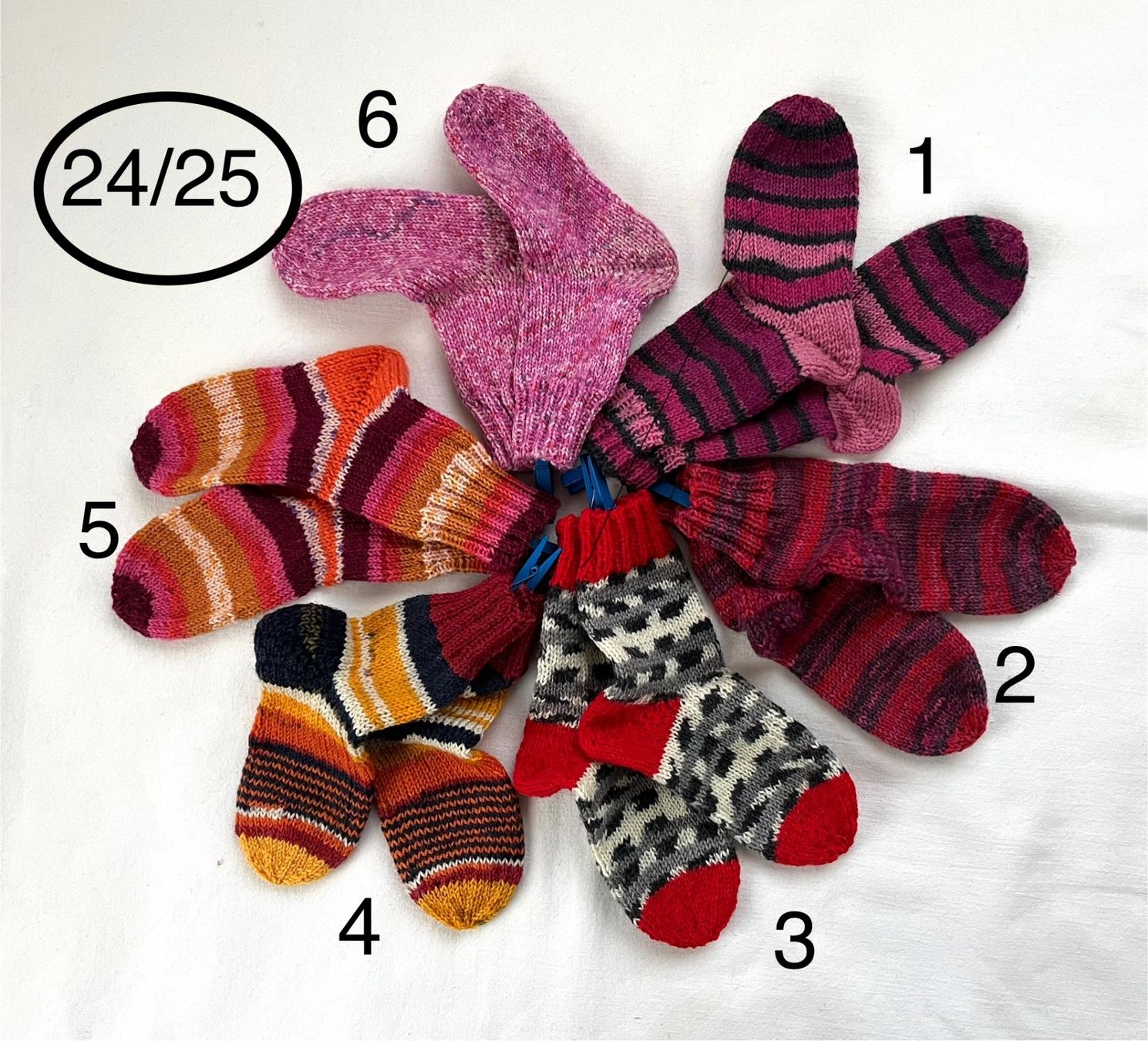 Calze per bambini: handgestrickte Wollsocken, 24/25 – Nuovo e nell'imballaggio originale da Engelburg venduto da rautibus