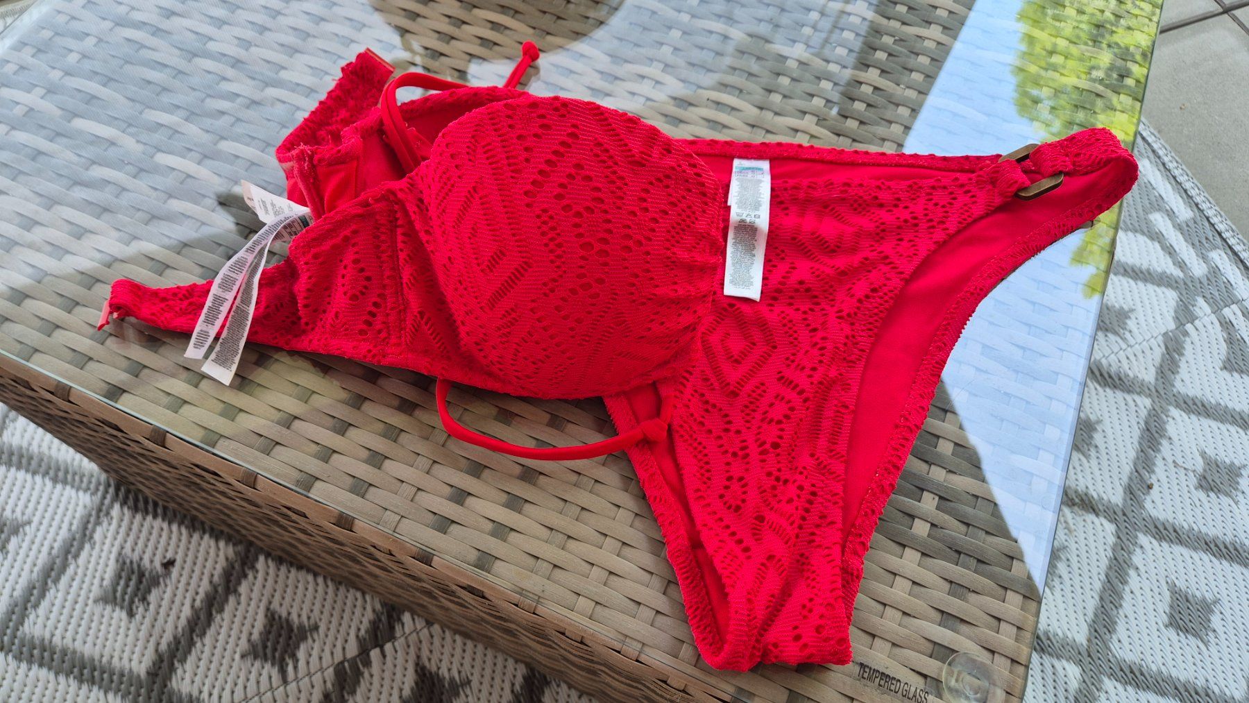 Badekleider & Bikinis: Nuovo costume rosso – Gebraucht aus Gordevio von RUBY104 2