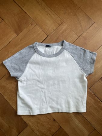 Brandy Melville basketball shirt t-shirt