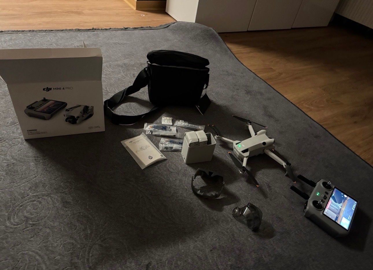 DJI Modellismo RC: DJI Mini 4 Pro Fly Combo – Usato da Lyss venduto da smraf