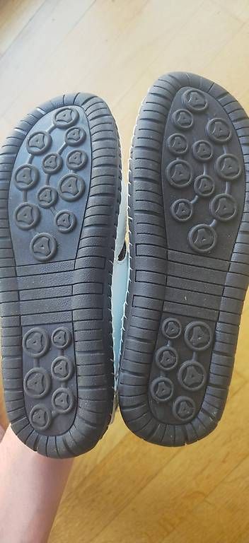 Chaussures hommes: Weisse Männer Sandalen Gr. 44 – Neuf (Voir description) à Zürich par ale_xxz7 2