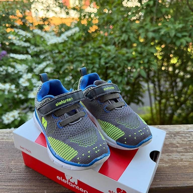 Scarpe per ragazzi: Elefanten Turnschuhe Gr. 24 – Usato da St-Prex venduto da kaz_2kyk 2
