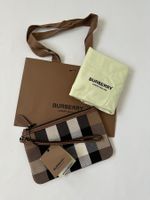 Burberry Pochette