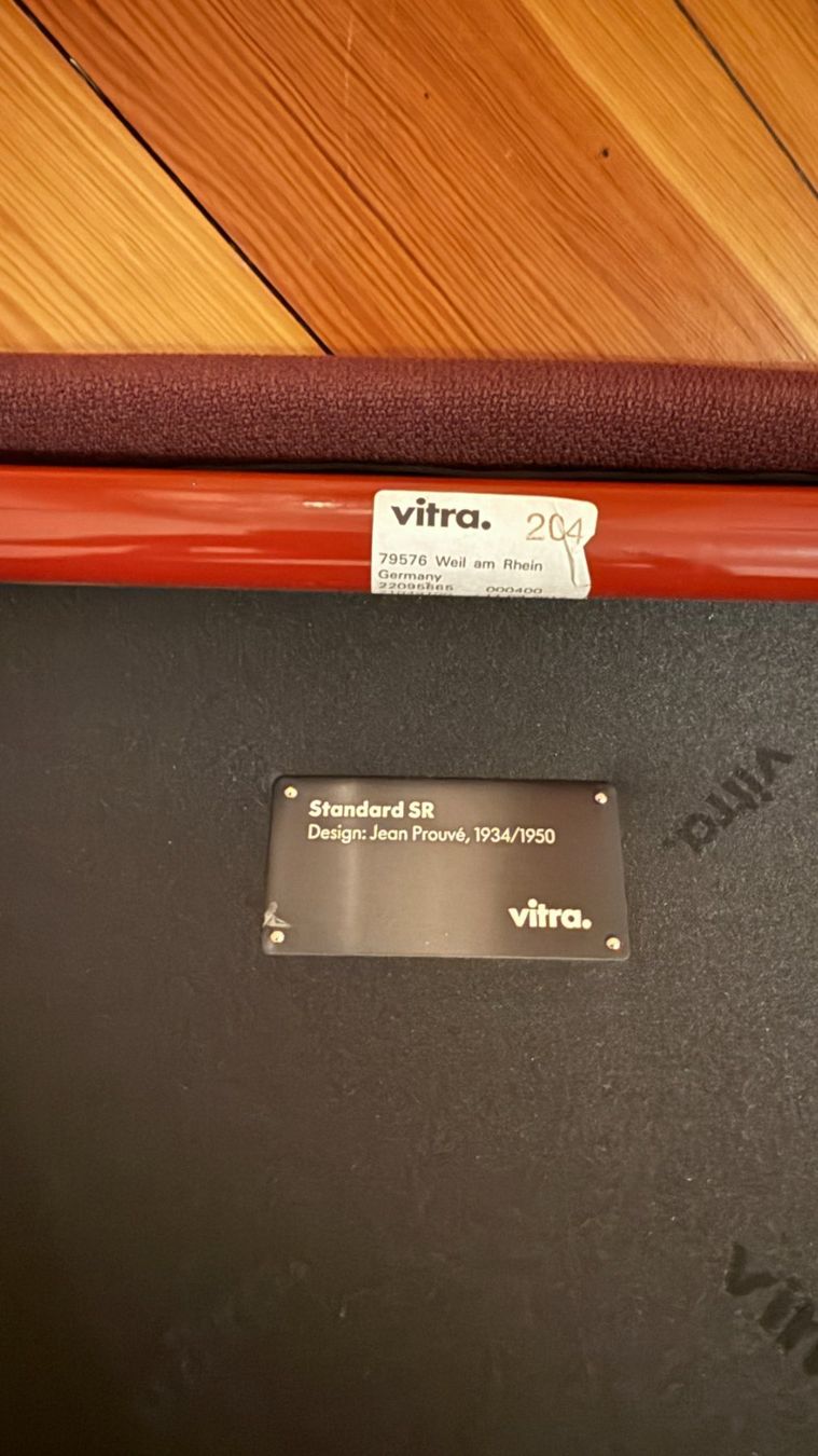 Vitra Chaises: Chaise Standard Jean Prouvé, modèle SR - édition VITRA – D'occasion à Lausanne par tom_9bvt 3
