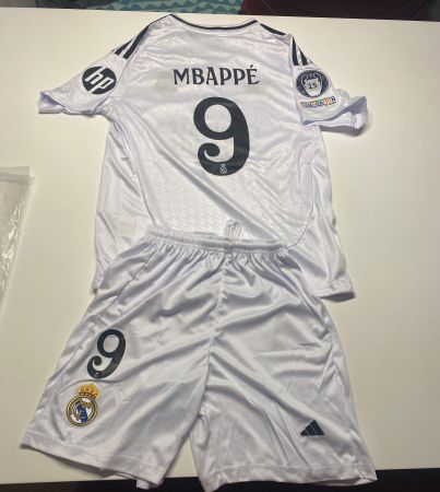 Fussballtrikot Shorts MBAPPÉ 9 Real Madrid Weiss 128cm