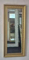 Schmaler, goldgerahmter Wandspiegel – 120 × 50 cm – Elegant