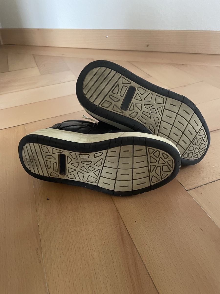 Scarpe per ragazzi: Turnschuhe  – Usato da Luzern venduto da Nicu2006 1