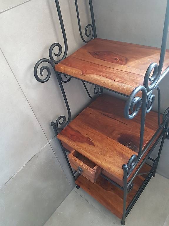 Scaffali: Magnifique boulangère ancienne – Usato da Bercher venduto da gfc_cs28 1