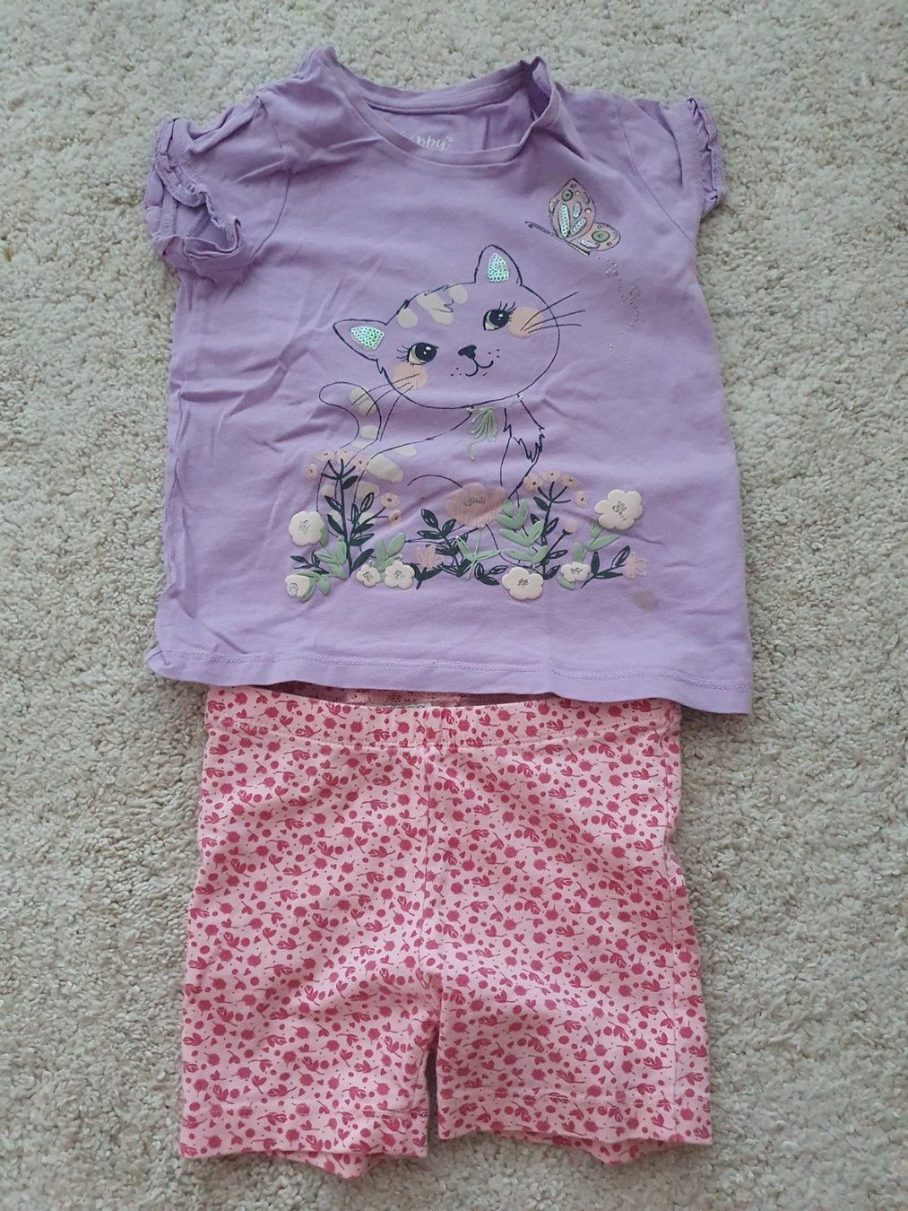Ensembles coordonnés: Hose + Shirt – D'occasion à Altendorf par MiriCaj