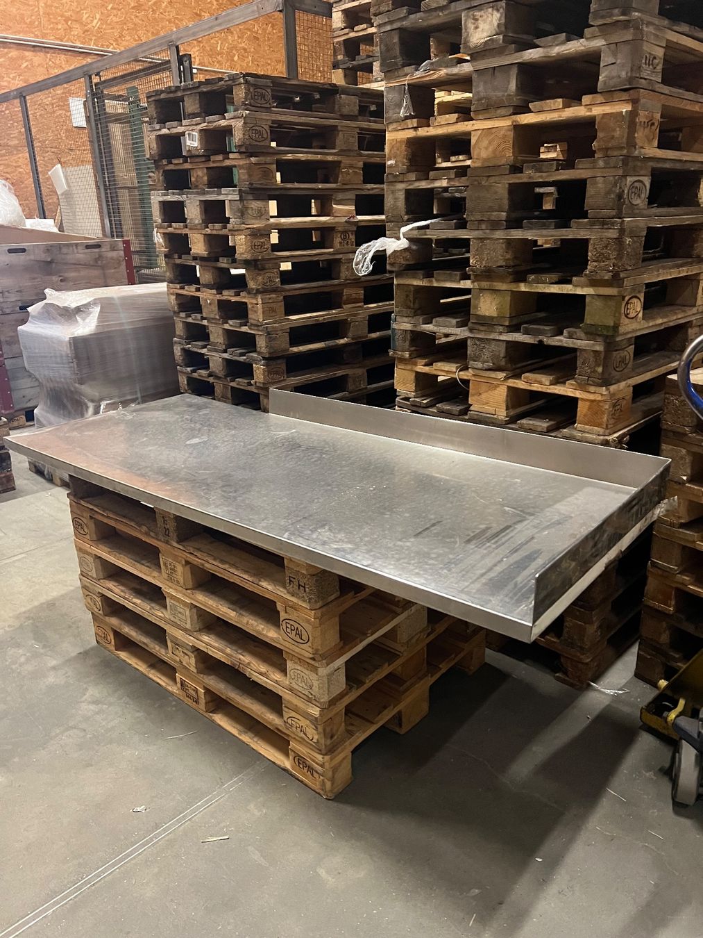 Tavoli: plateau table inox 2400780 – Usato da Romanel-s-Lausanne venduto da farine54 1
