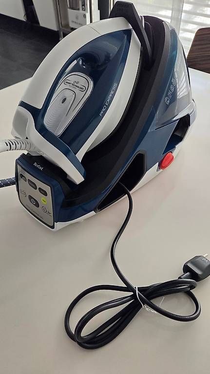 Bügeleisen: TEFAL Pro Express Ferro da stiro con caldaia – Gebraucht aus Biasca von navigatorev 4