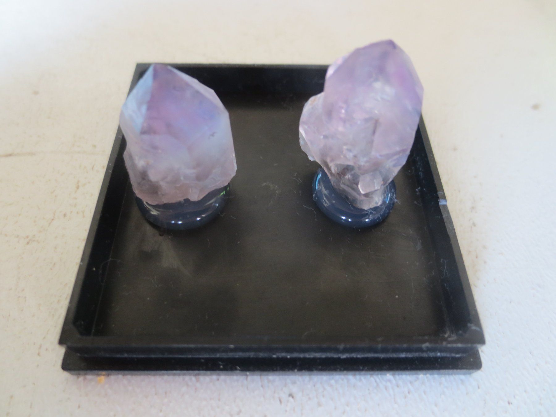 Mineralien & Heilsteine: 2 Kleine Amethyste selten aus dem Binntal – Neu (gemäss Beschreibung) aus Weier im Emmental von waefler03 1