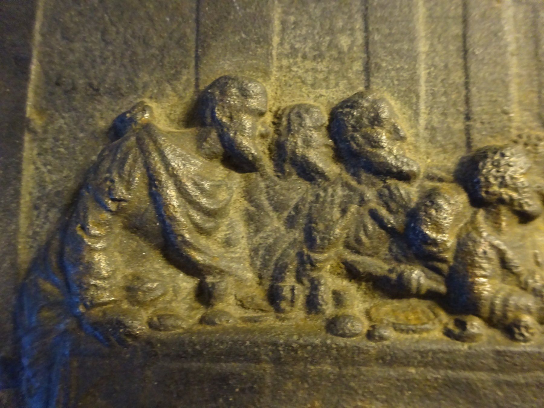 Sculture & Statue: Antike Ofenplatte / Eisenguss – Usato da Esslingen venduto da eintagammeer 5