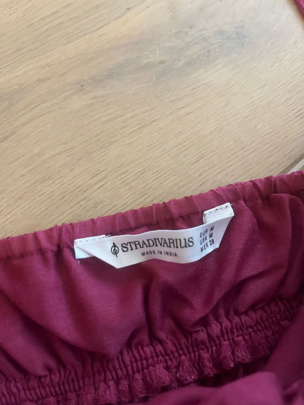 Lotti di vestiti: Sommerkleider – Usato da Effretikon venduto da Pitm 5