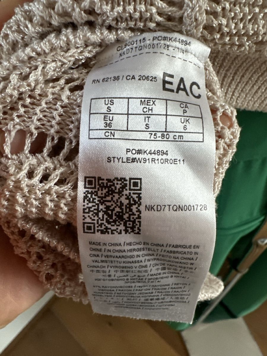 Guess Maglioni & Felpe: Guess Strickpullover Lochmuster Gr. S beige Damen – Usato da Chur venduto da Renibe 3