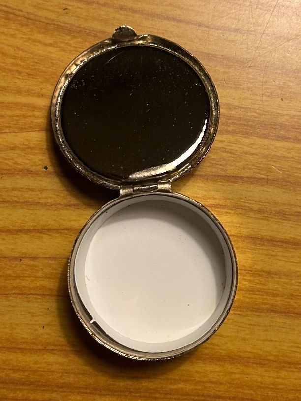 Altro in Cosmetici & Cura: Pillendose  Schmuckdose Geschenkdose Vintage 70er 80er – Usato da Steffisburg venduto da smocky17 2