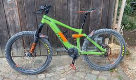 Cube Stereo Race 