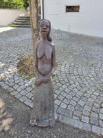 Figur weiblich Afrika Motiv Skulptur stehend gebraucht def