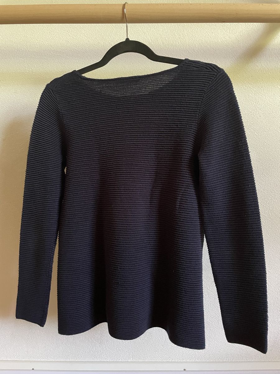 Esprit Maglioni & Felpe: Esprit Rippenstrick-Pullover, dunkelblau, Gr. S/M Top! – Usato da Disentis/Mustér venduto da sil_nx77 1