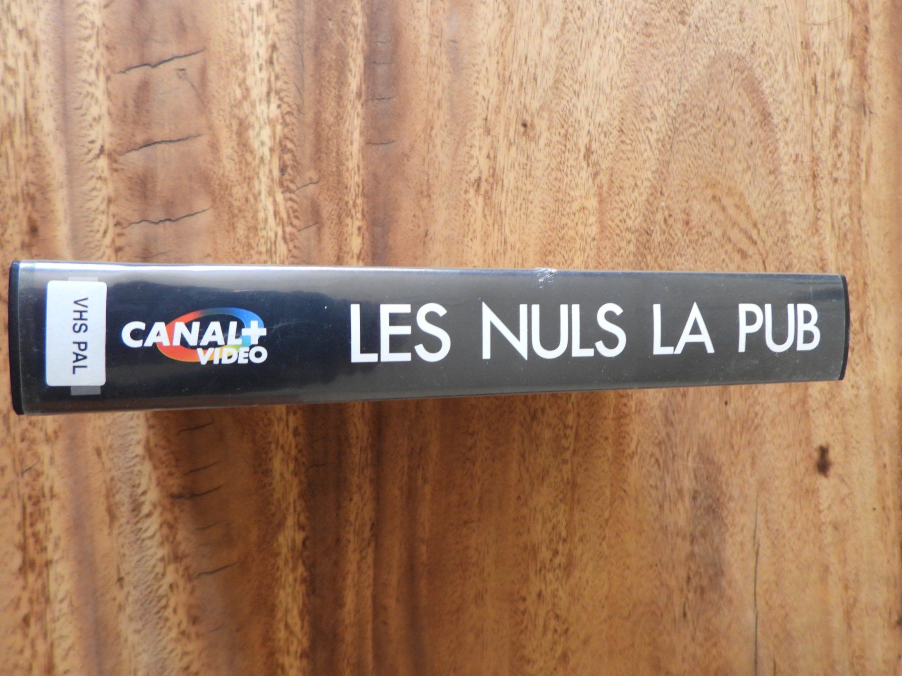 Tutti i VHS: Les Nuls "La Pub" en video cassette VHS – Usato da Tavannes venduto da jimananas 1