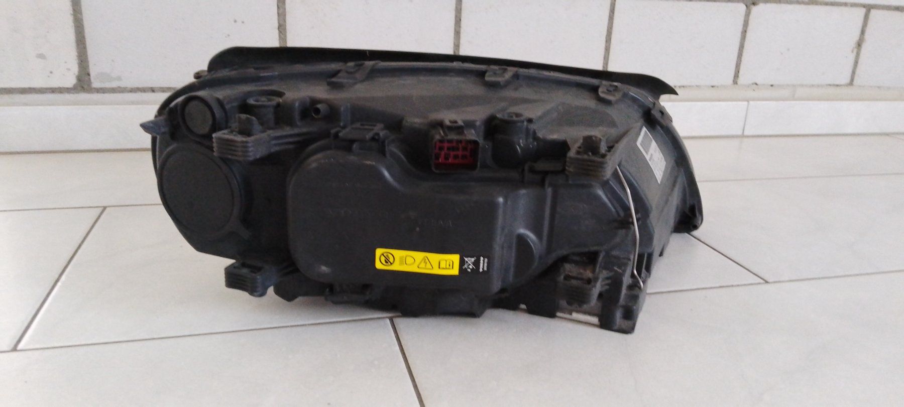 Volvo Fari: Xenonscheinwerfer Volvo XC70 – Usato da Ried (Muotathal) venduto da Starkstromer 3