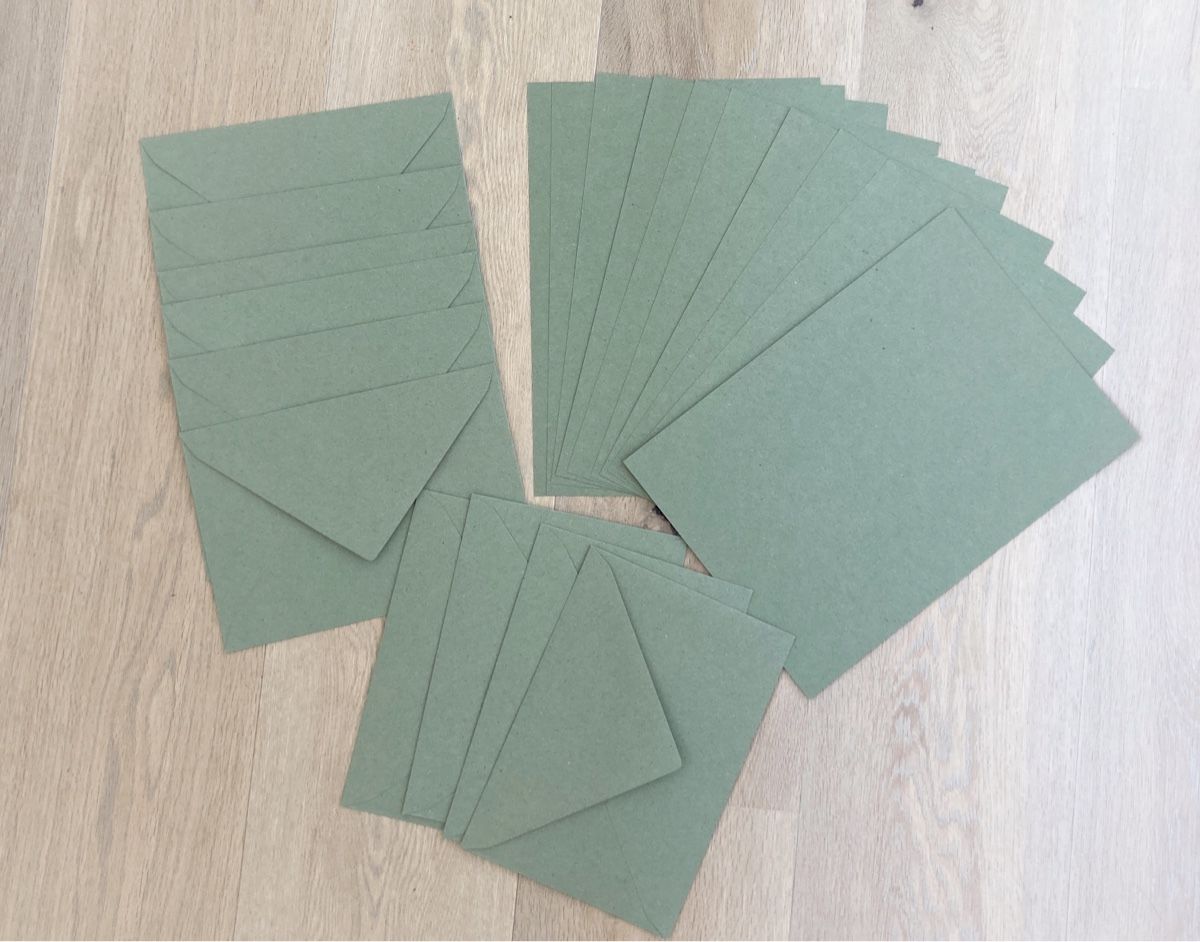 Karten: 50er Set A5 Klapp Karten mit Couverts, Eukalyptus grün – Neu (gemäss Beschreibung) aus Eggenwil von Lissi82