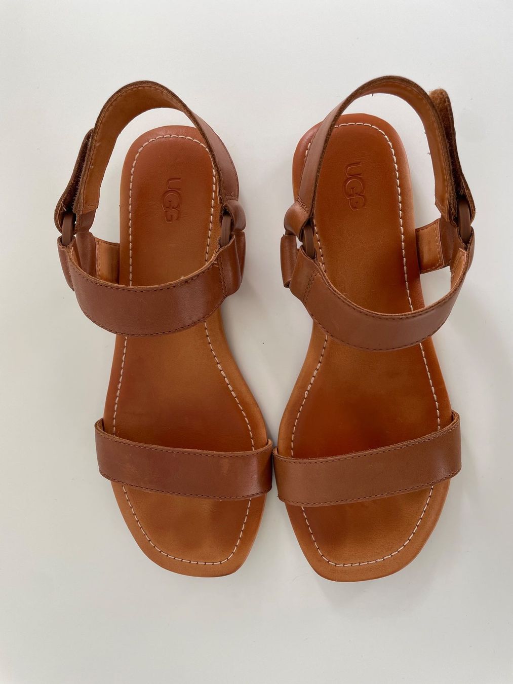 Ugg Scarpe da donna: Damensandalen UGG Grösse 39 – Usato da St. Gallen venduto da rap_wm5l 3