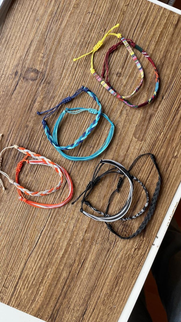 Bracelets: Armbänder Set – D'occasion à Eichberg par Land-Ei