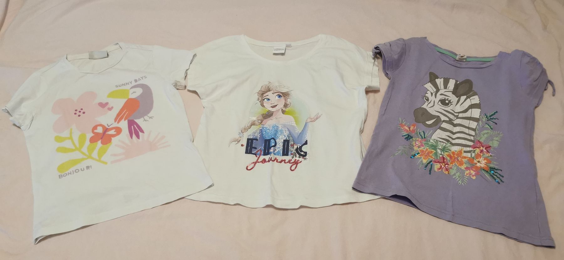 Blusen, T-Shirts & Tops: T-shirts Gr 116 – Gebraucht aus Winterthur von Katyakaterina