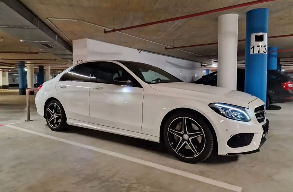 Mercedes-Benz C220 BlueTEC AMG Line 7G-Tronic