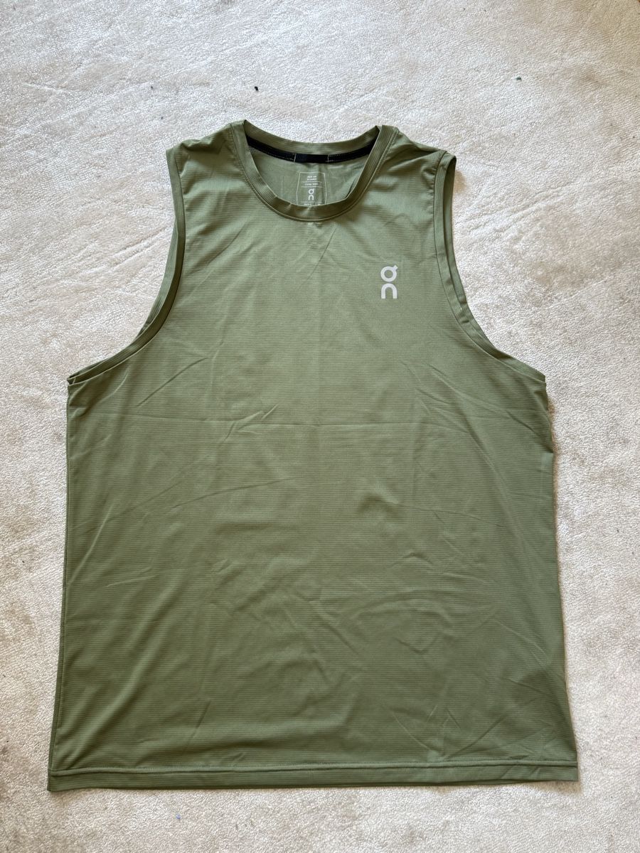 T-shirts: On Tank Top (M) – D'occasion à Bern par Laufsport3000