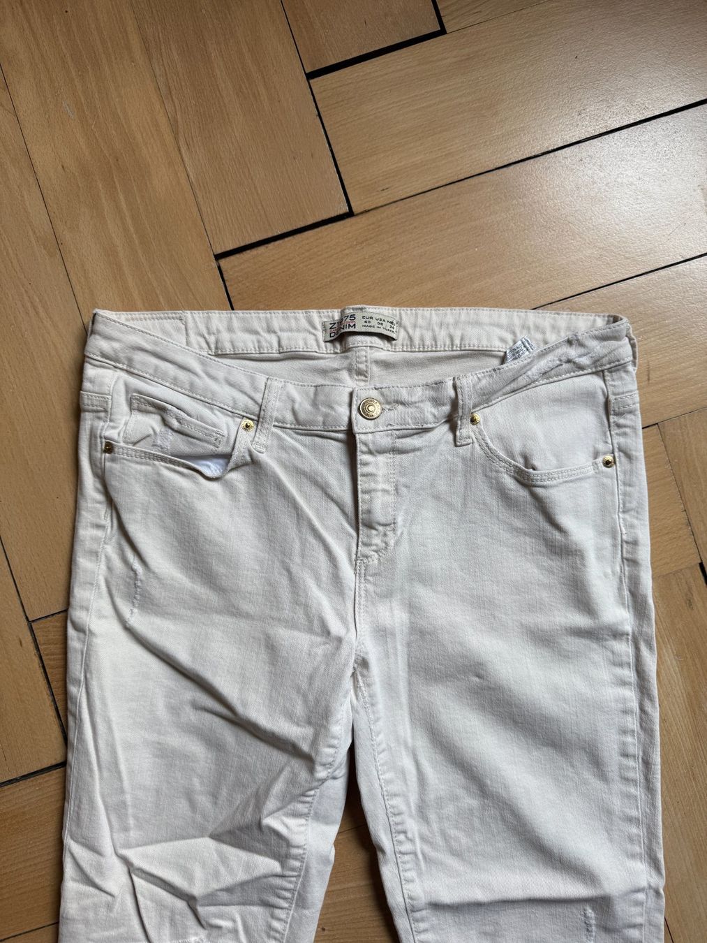 Zara Jeans: ZARA - Jeans beige 40 – Gebraucht aus Zürich von Diazaio 1