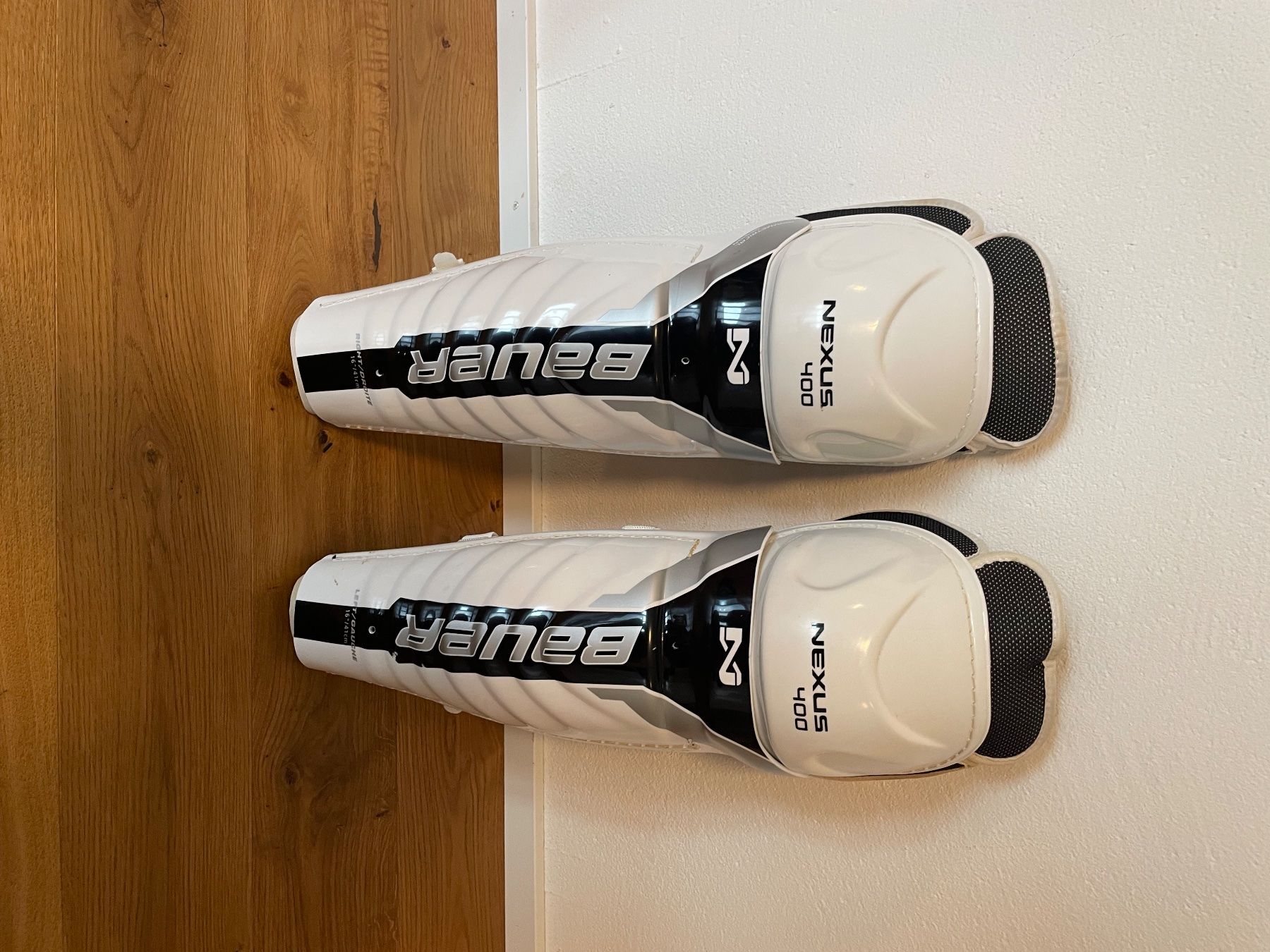 Schutz & Schoner: Eishockey Ausrüstung kompl. – Gebraucht aus Buchs SG von Gafi30 3