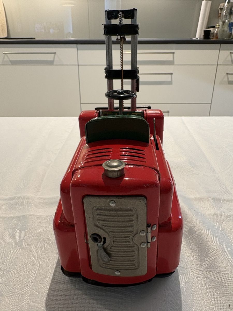 Spielzeuge: Blechspielzeug Gabelstaplers  – Gebraucht aus Schönenberg ZH von Roxana8820 2