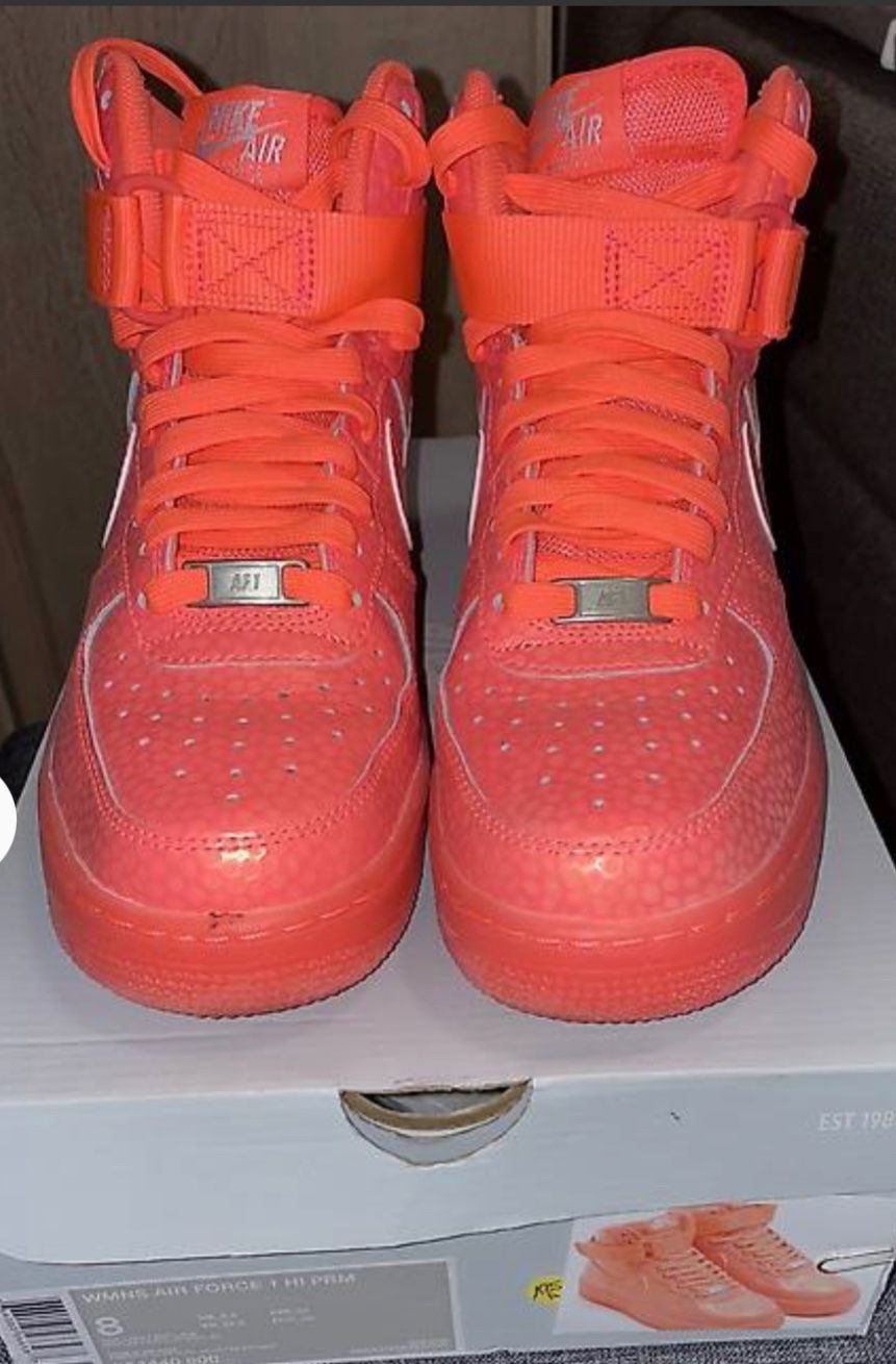 Nike Damenschuhe: WMNS Nike air force 1 high – Gebraucht aus Schmitten FR von dia_y5nx 1