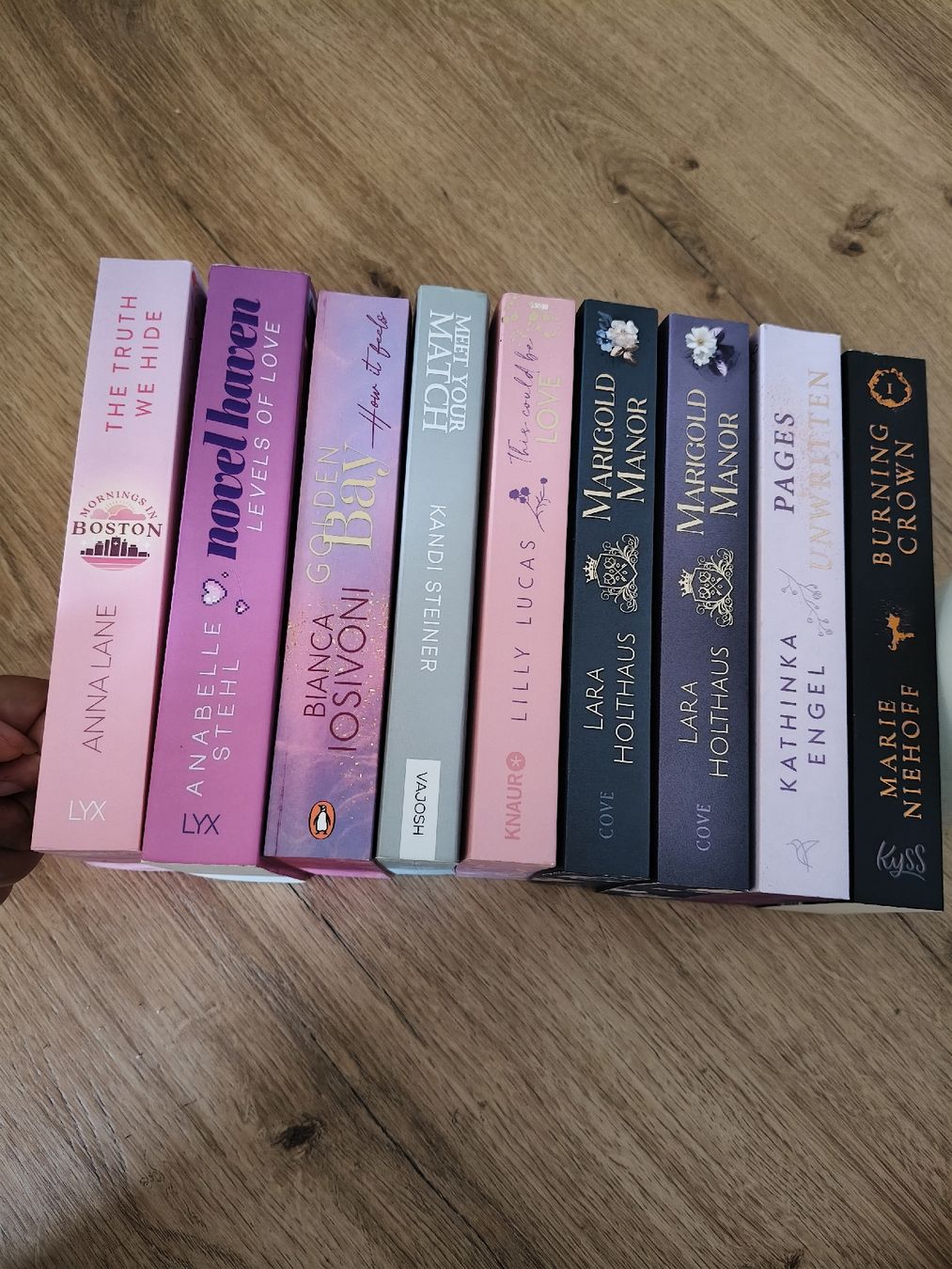Bücher: Romance Buch Paket – Gebraucht aus Lichtensteig von totoaxv 4